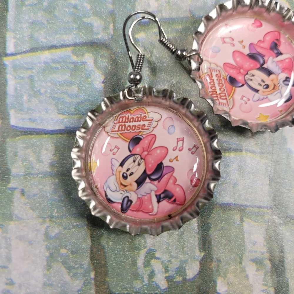 Minnie Mouse Bottle Cap Earrings Pink Silver Rare‎ - Picture 3 of 4